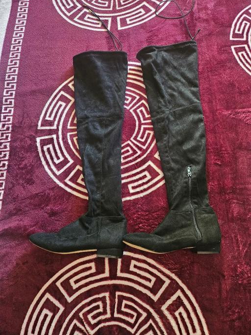 Buy & Sell Northfield Birmingham - Photos for 🖤 Black Over-the-Knee Flat Boots