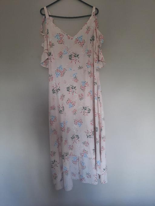 Buy & Sell Wednesfield Wolverhampton - Photos for REDUCED baby pink dress size 14