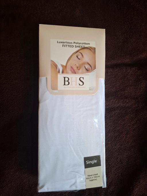 Buy & Sell Woodsetton Dudley - Photos for FITTED SHEET
