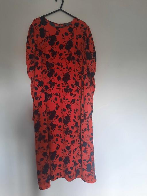 Buy & Sell Wednesfield Wolverhampton - Photos for REDUCED dark red size 16