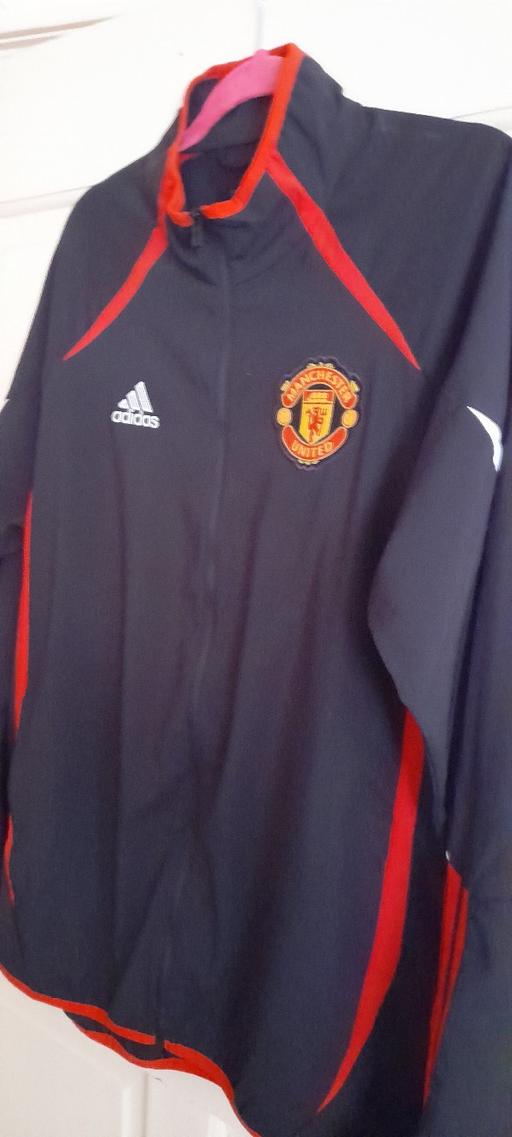 Buy & Sell Walsall Wood Walsall - Photos for Manchester United jacket.L