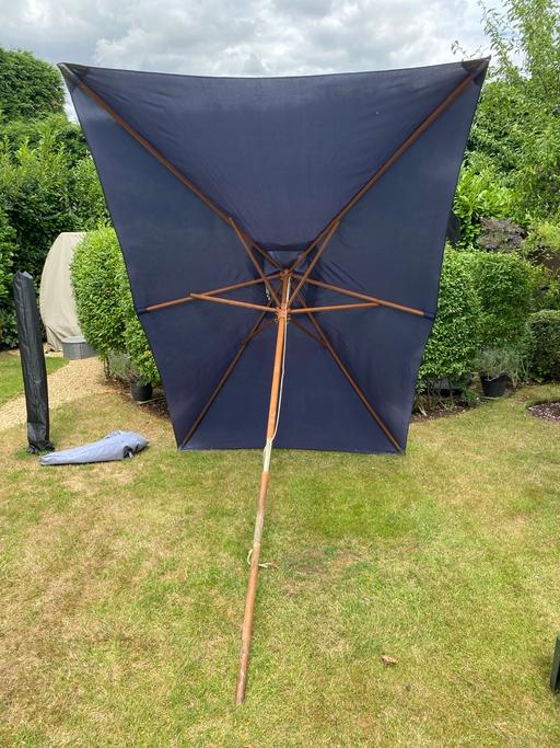 Buy & Sell Lilley North Hertfordshire - Photos for Large garden umbrella