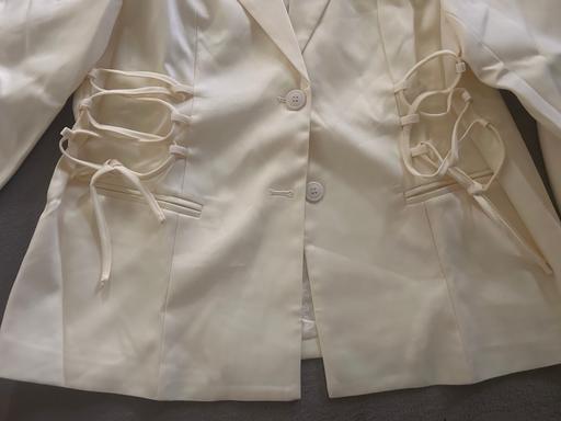 Buy & Sell Yardley Birmingham - Photos for Cream Lace Up Waist Blazer