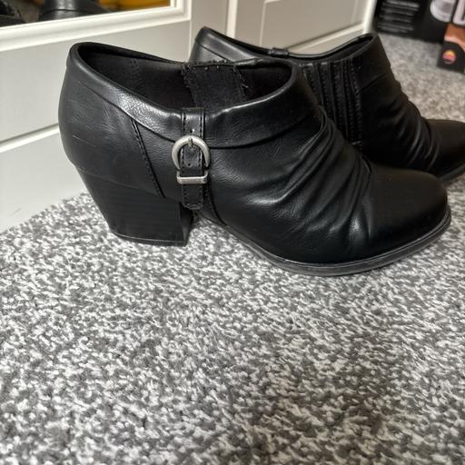 Buy & Sell Marble Arch Central London - Photos for Baretrap Ankle Leather Boots