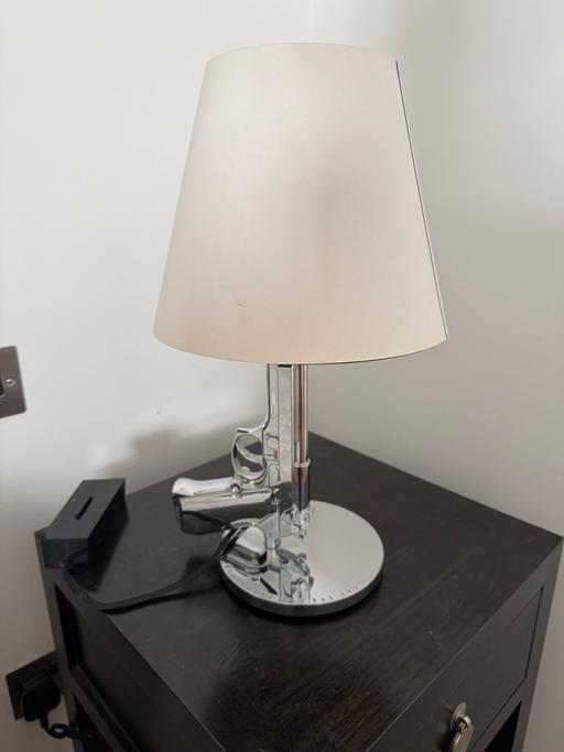 Buy & Sell Hyde Park Central London - Photos for Gun Table Lamp