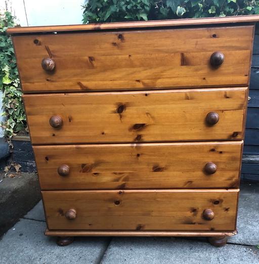 Buy & Sell Stechford Birmingham - Photos for SOLID PINE CHEST OF DRAWERS