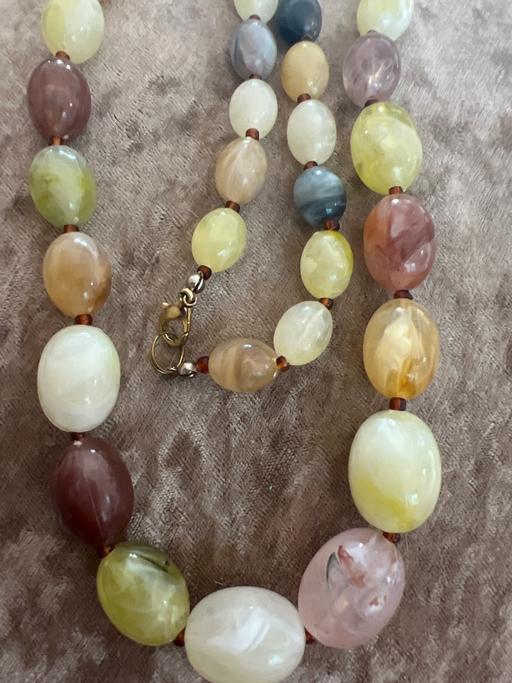 Buy & Sell Brighton Brighton - Photos for Beautiful vintage lucite necklace