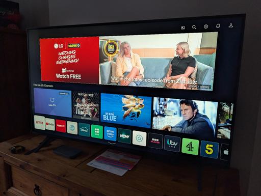 Buy & Sell Hinchley Wood Elmbridge - Photos for 49 inch LG TV