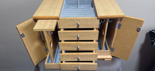 Buy & Sell Southall Ealing - Photos for Jewellery box