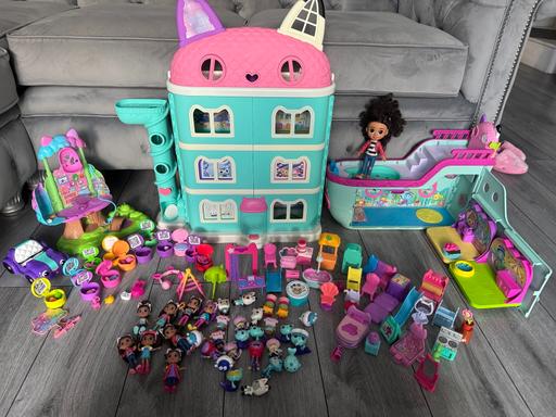 Buy & Sell Gillingham Business Park Medway - Kent - Photos for Gabby doll house bundle