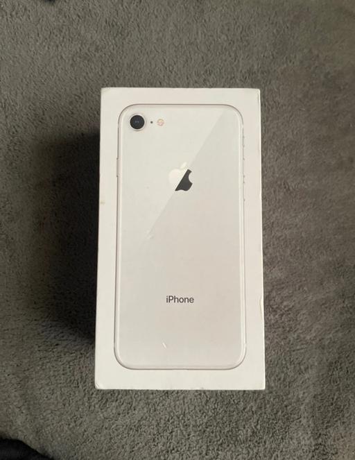 Buy & Sell Uxbridge Hillingdon - Photos for iPhone 8 Silver Box Only