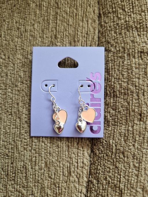 Buy & Sell Ramsgate Thanet - Photos for bn heart earrings Claires