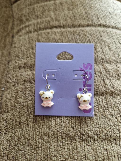 Buy & Sell Ramsgate Thanet - Photos for bn earrings Claires