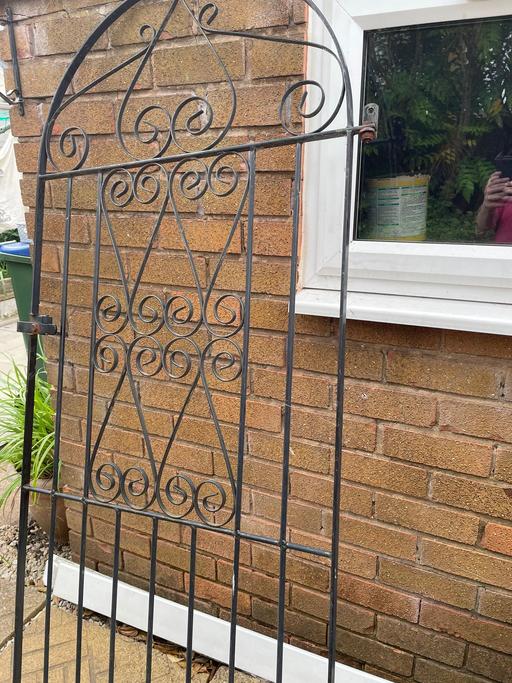 Buy & Sell Princes End Sandwell - Photos for wrought iron gate 29 x 71 
