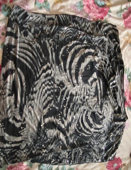 Buy & Sell Cann Hall East London - Photos for Quiz ladies top