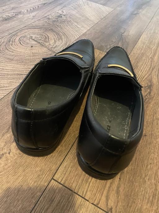 Buy & Sell Carlton Gedling - Photos for Bata black size 8 men shoes