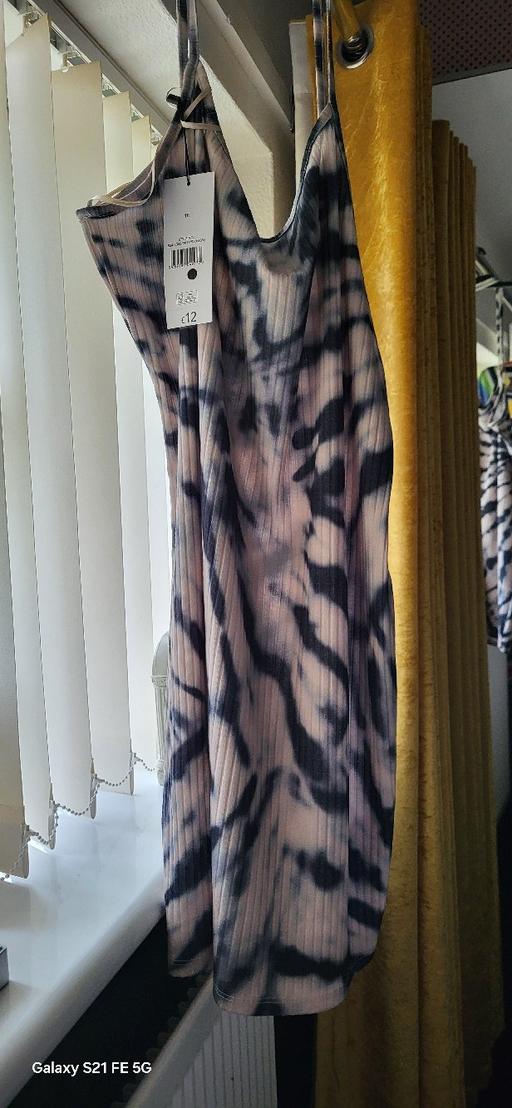 Buy & Sell Pelsall Walsall - Photos for LADY,S DRESS SIZE UK 18 NEW