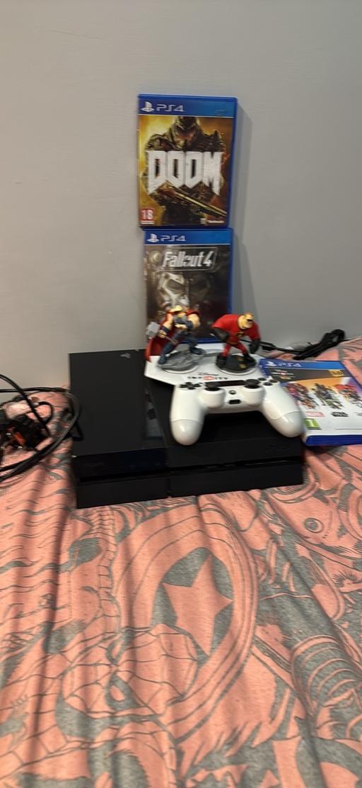 Buy & Sell Oxley Wolverhampton - Photos for PS4