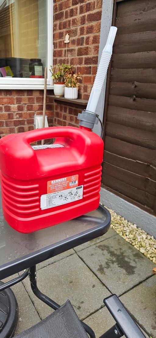 Buy & Sell Wednesbury Sandwell - Photos for plastic petrol can