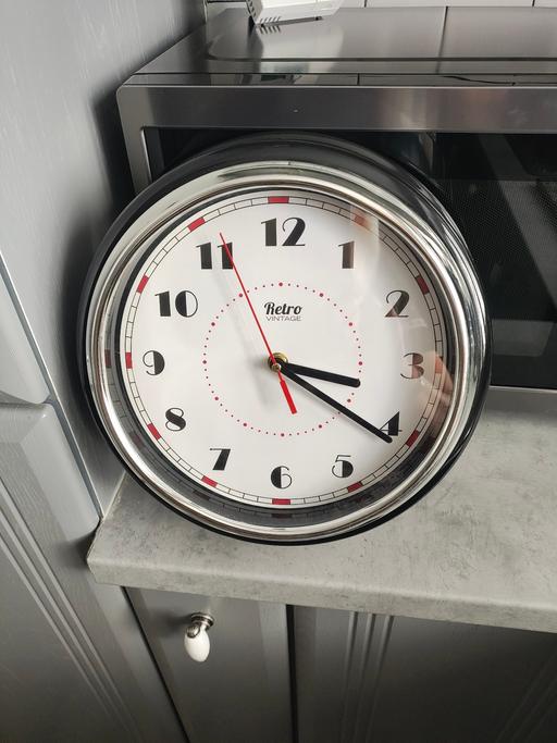 Buy & Sell Longley Sheffield - Photos for Black and Silver wall clock