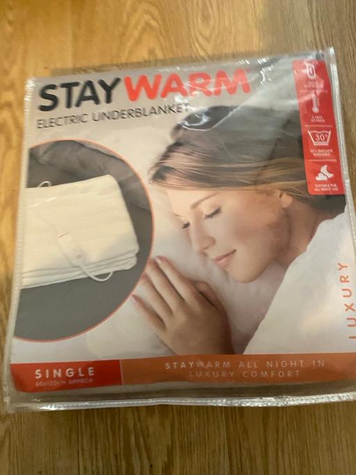 Buy & Sell Caversham Reading - Photos for Heated blanket