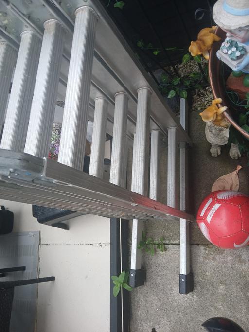 Buy & Sell Annswell North West Leicestershire - Photos for foldup ladders brilliant condition