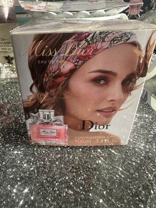 Buy & Sell Coventry Nuneaton and Bedworth - Photos for Ladies perfume