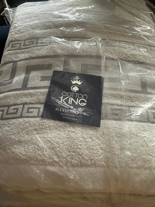 Buy & Sell Coventry Nuneaton and Bedworth - Photos for 3 extra large bath sheets