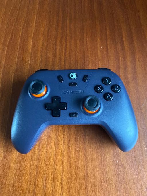 Buy & Sell Saint Albans St. Albans - Photos for Gamesir controller