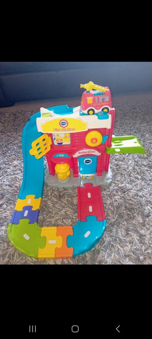 Buy & Sell Overthorpe Kirklees - Photos for v tech toot toot fire station