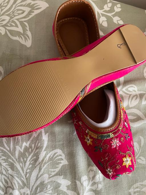 Buy & Sell Carlton Gedling - Photos for Size 5 khussa / punjabi jutti