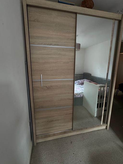 Buy & Sell Leicester Leicestershire - Photos for Large sliding wardrobe with mirror