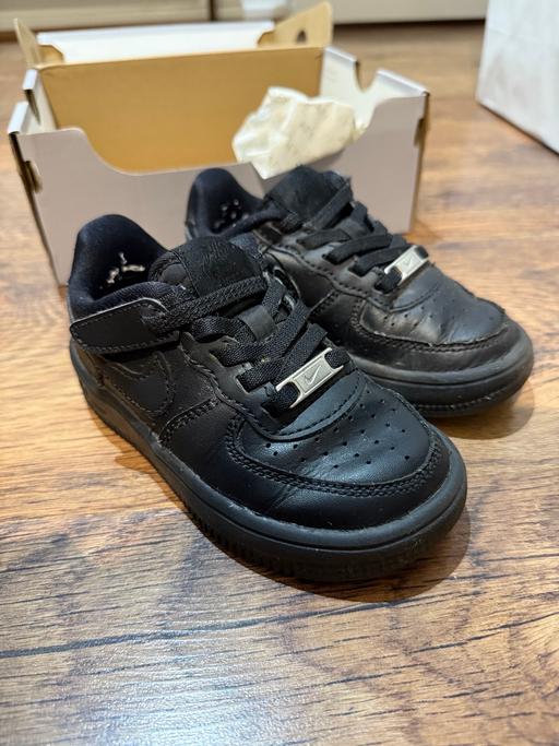 Buy & Sell White Hart Lane Station North London - Photos for air forces toddler