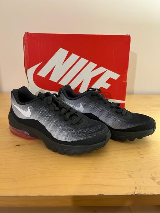 Buy & Sell Davenport Park Stockport - Photos for Nike shoes