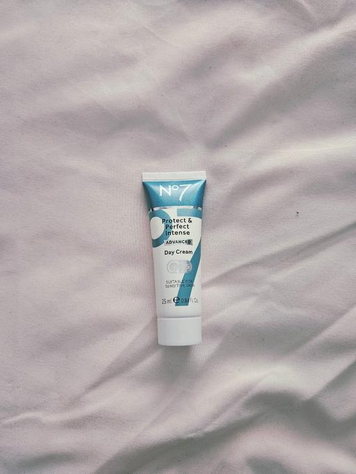 Buy & Sell Newton Doncaster - Photos for Boots no7 advanced day cream 25ml..NEW