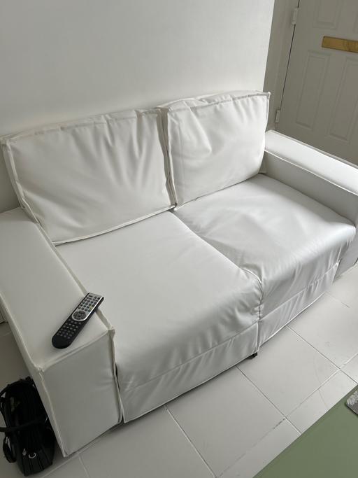 Buy & Sell Wombwell Barnsley - Photos for Sofa only week old to big when come white