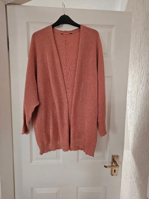 Buy & Sell Newton Doncaster - Photos for Peacocks shimmer cardigan..size 16/18.