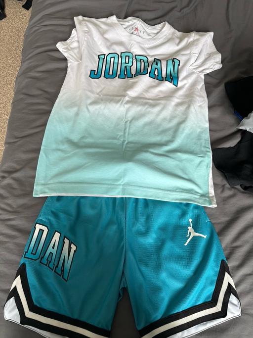 Buy & Sell Rowley Village Sandwell - Photos for Jordan T shirt and Shorts - Age 10-12