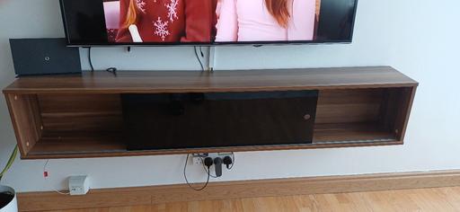 Buy & Sell Leyton East London - Photos for tv bench/unit