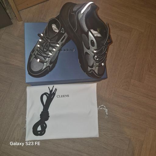 Buy & Sell Waterloo Central London - Photos for cleens trainers