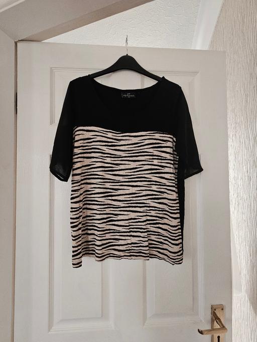 Buy & Sell Newton Doncaster - Photos for Next top, size 14..NEW