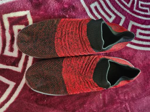 Buy & Sell Northfield Birmingham - Photos for 👟 Red & Black Slip-On Trainers