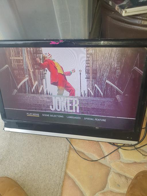 Buy & Sell Pensnett Dudley - Photos for 22 inch TV/DVD Combi & Plug In Antenna, Good