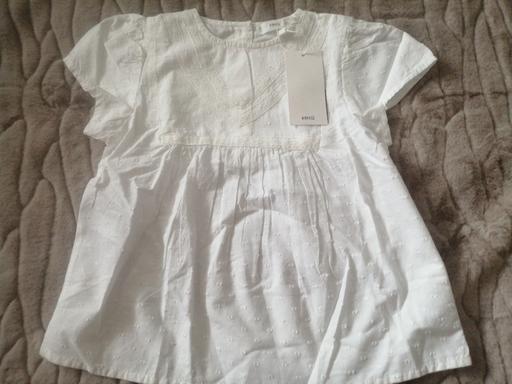 Buy & Sell Heath Town Wolverhampton - Photos for New girls 122cm blouse top