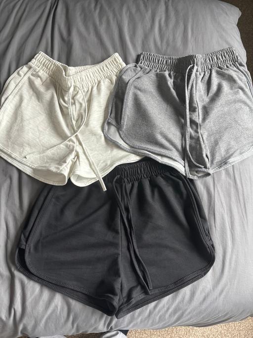 Buy & Sell Rowley Village Sandwell - Photos for Women’s set of 3 shorts - Small