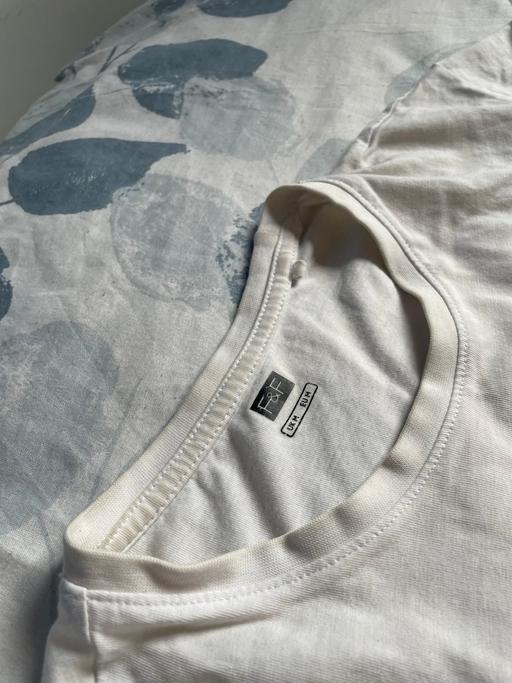 Buy & Sell Dundee City Centre Dundee - Photos for F&F White Cotton Blend T-Shirt
