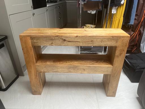 Buy & Sell Wilton Park Buckinghamshire - Photos for Light Mango Wood Console Table