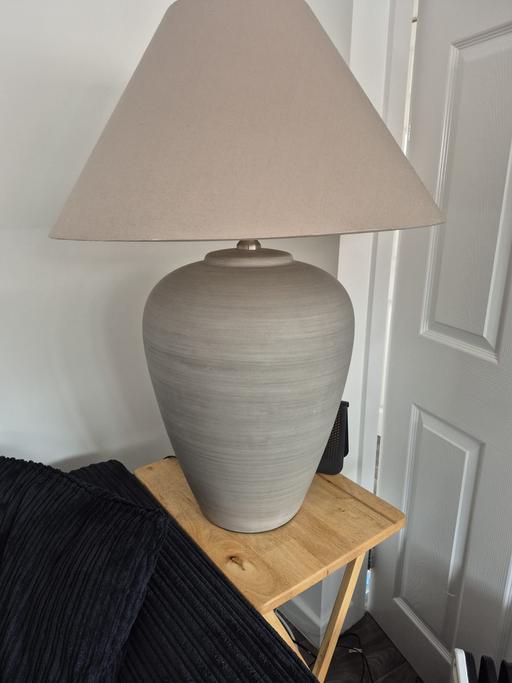 Buy & Sell Upper Gornal Dudley - Photos for large lamp