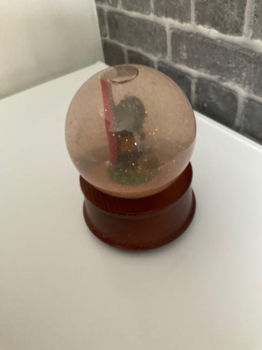 Buy & Sell Princes End Sandwell - Photos for Wind up snow globe