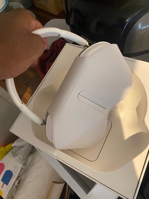 Buy & Sell Watford Town Centre Watford - Photos for Airpods Max Statlight USB-C